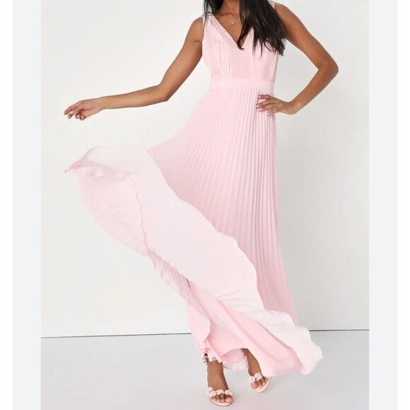 Lulus Dresses & Skirts - Lulus NWT Allure Pink Pleated Crochet Maxi Dress Wedding Bride Bridesmaid M